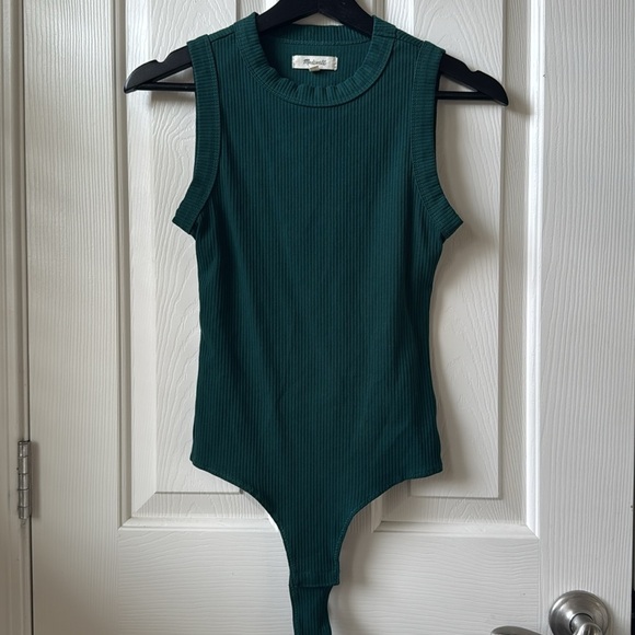 Madewell Crewneck Thong Rib Bodysuit in Sleekhold Utopian Pine Green Small - Picture 5 of 14